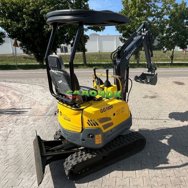 Міні екскаватор Gunter Grossmann GG1600 гусеничний 1600 кг, двигун Kubota, глибина копання 2150 мм, для будівельних та земляних робіт GG1600 фото